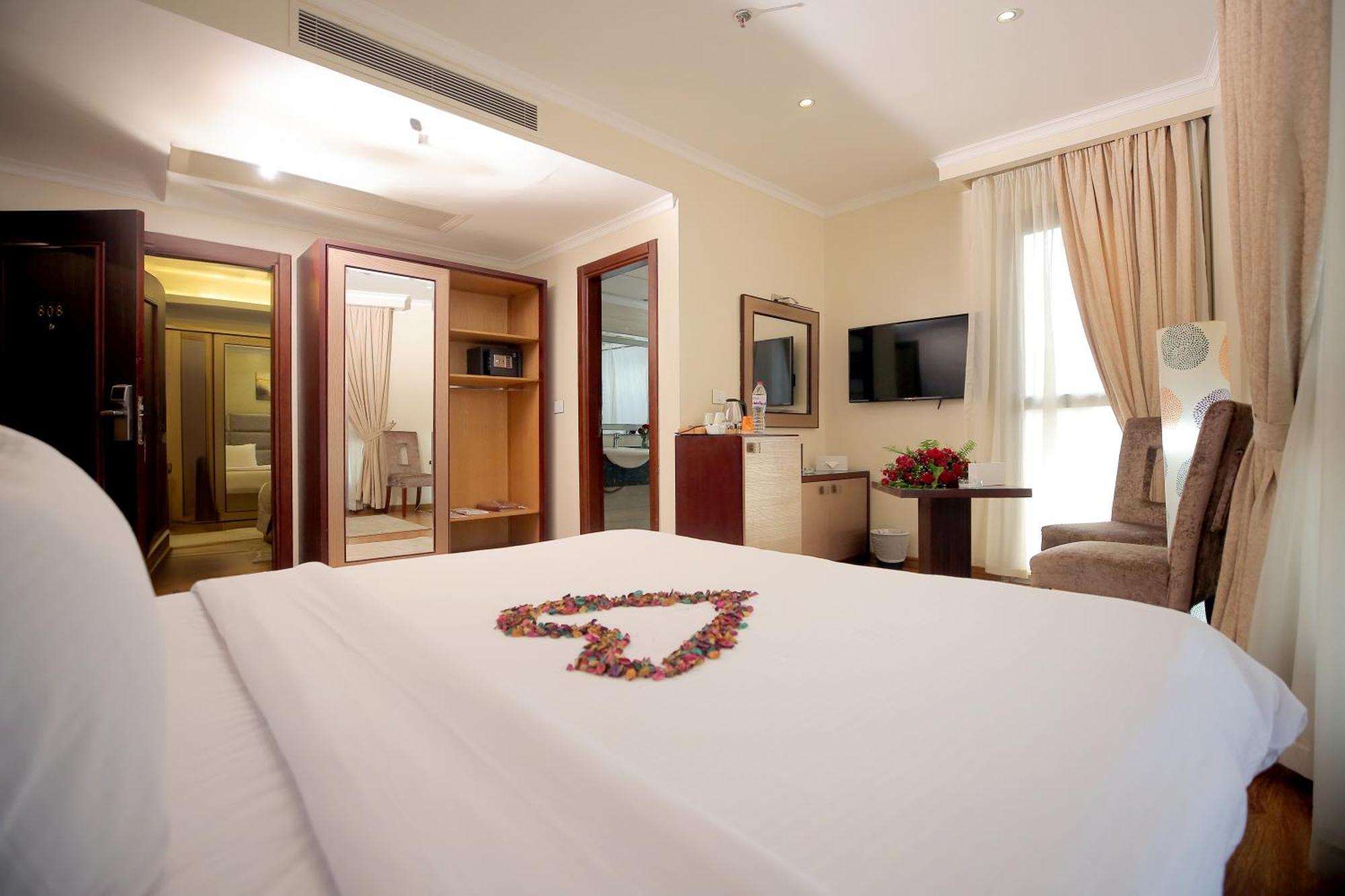 Cairo Taj Hotels & Suites - Dokki Luaran gambar